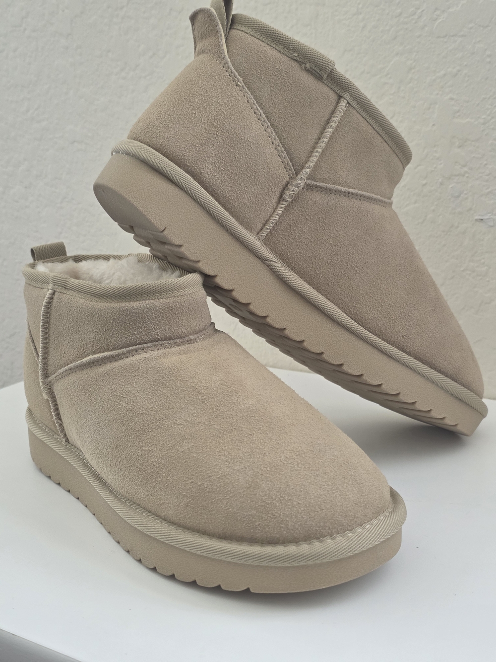 Women's Short Suede Fleece-Lined Ankle Booties HIP COZY ANKLE BOOT Size 8.5